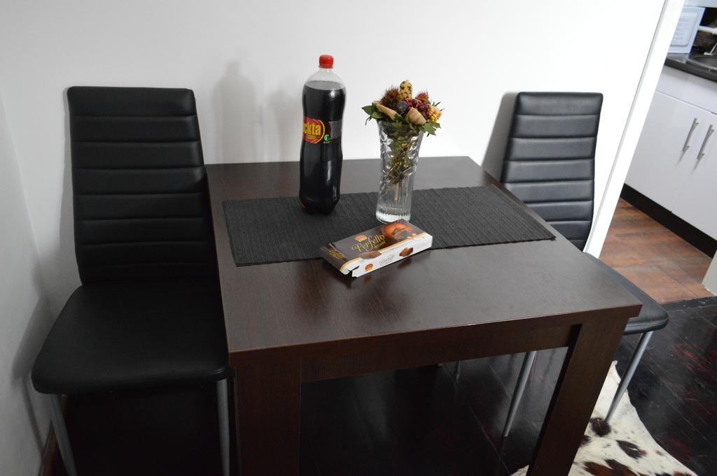 Apartment Studio Ban