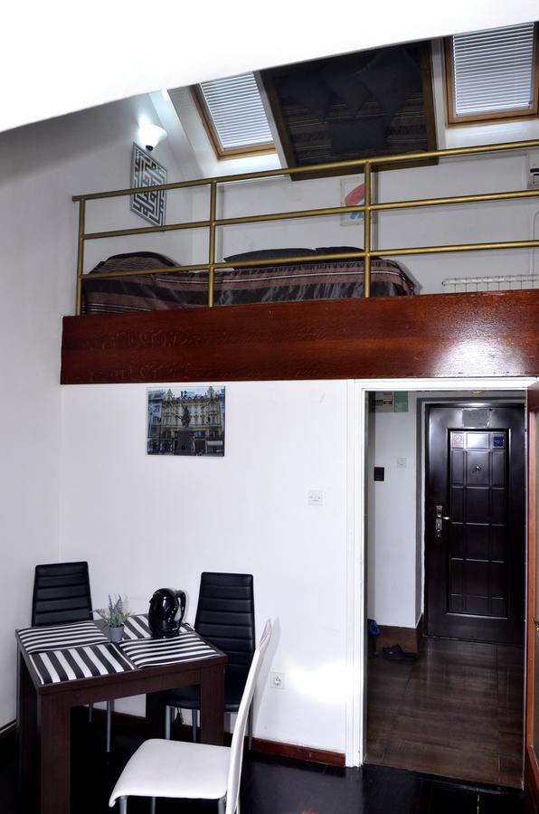 Studio Ban Apartment