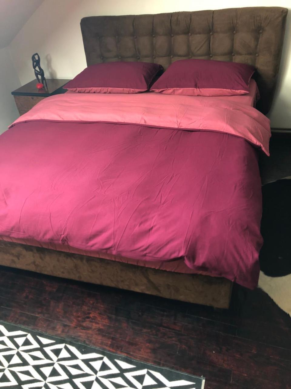 Apartment Studio Ban